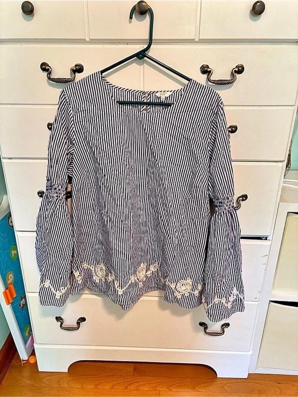 Crown & Ivy Striped Long Sleeve Blouse in Blue & White